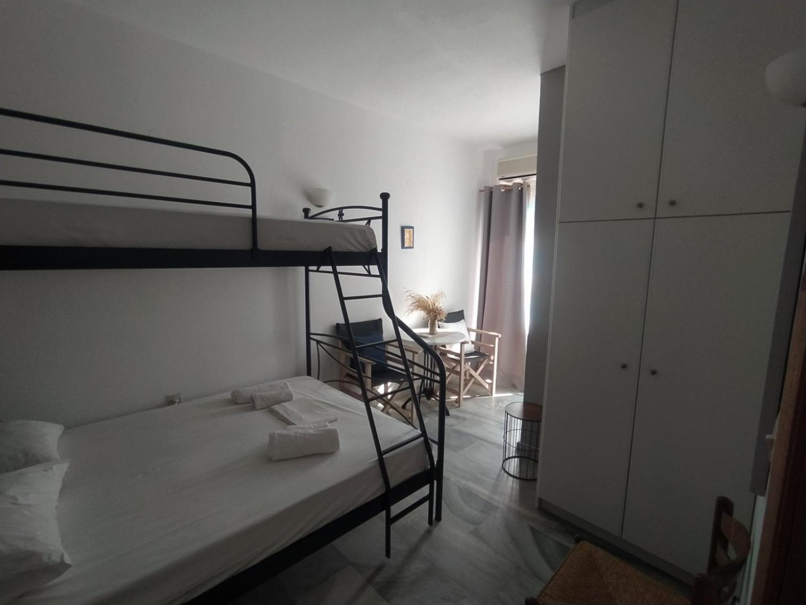 Kantouni Guest House By The Sea 바트시 외부 사진