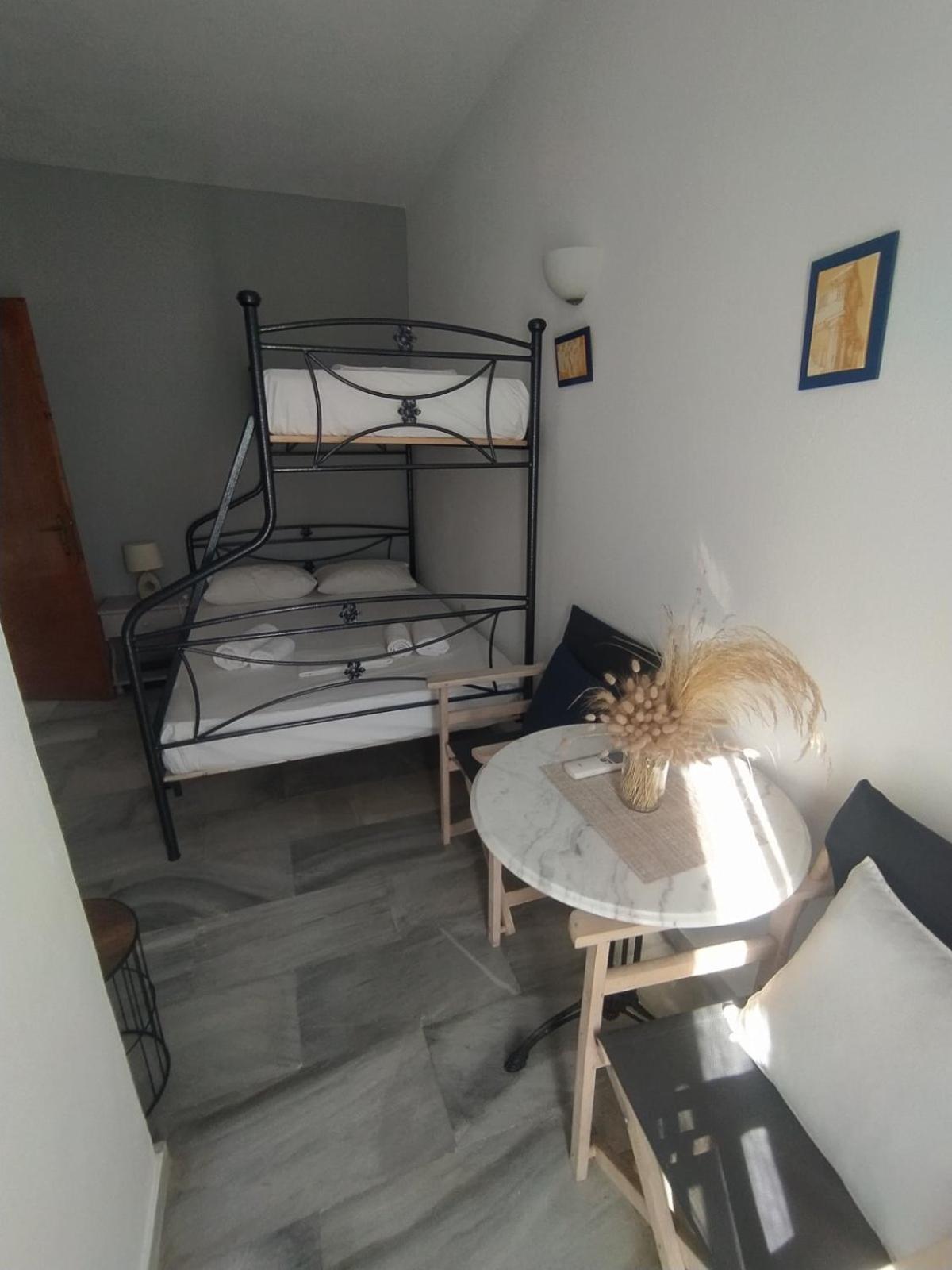 Kantouni Guest House By The Sea 바트시 외부 사진
