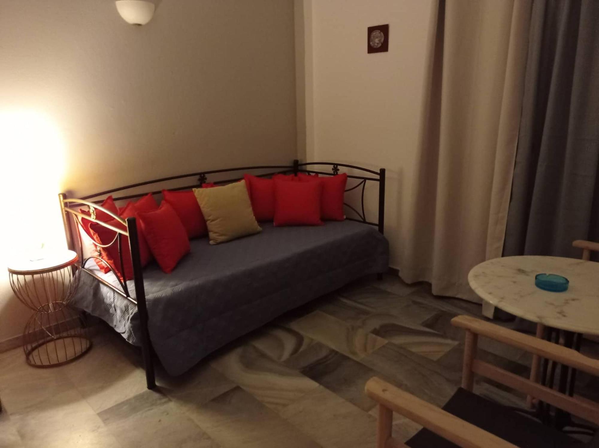 Kantouni Guest House By The Sea 바트시 외부 사진