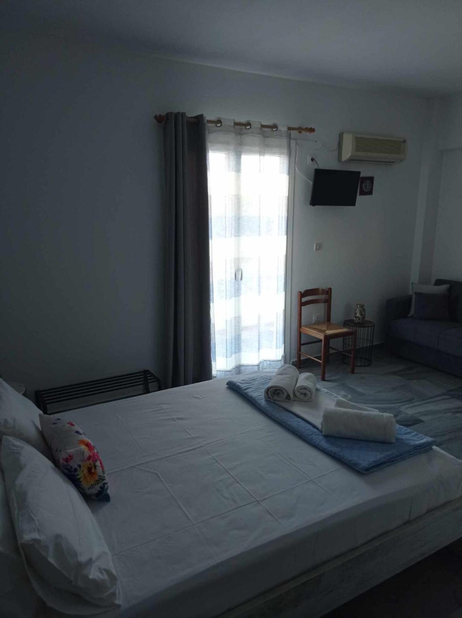 Kantouni Guest House By The Sea 바트시 객실 사진